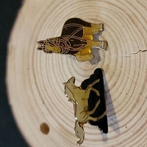 Horse theme pins